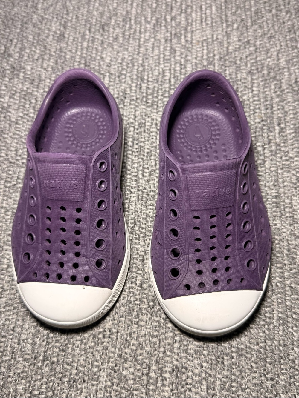 Native Jefferson Purple Rubber Waterproof Sugarlite Slip On Shoes toddlersize C6